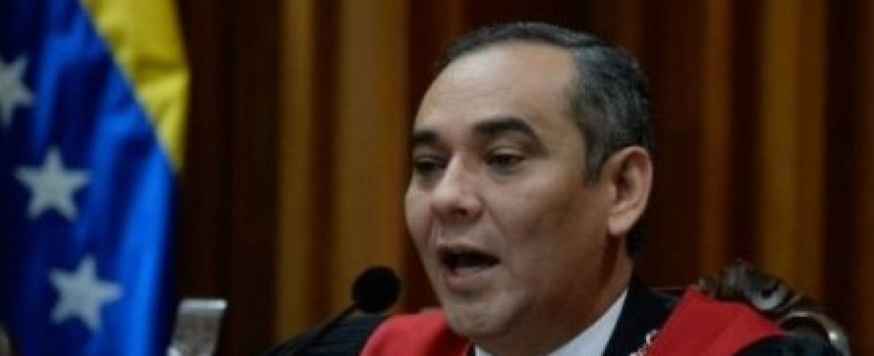 Supremo venezuelano convoca reunião de poderes por “ameaça terrorista”