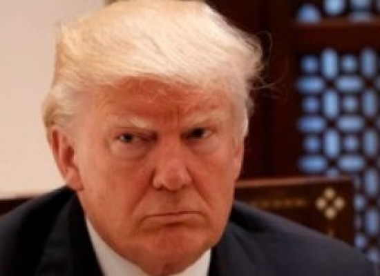 Trump acusa Comey de “vazador” de informação e de mentir
