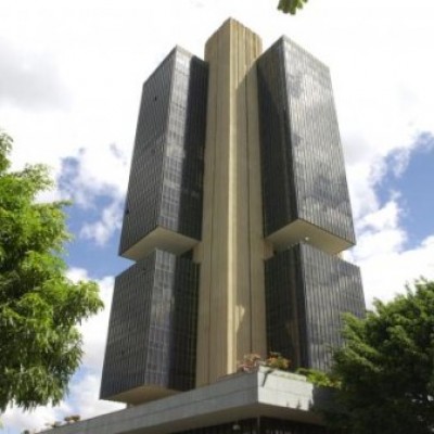 Mercado financeiro espera por inflação e crescimento econômico menores este ano
