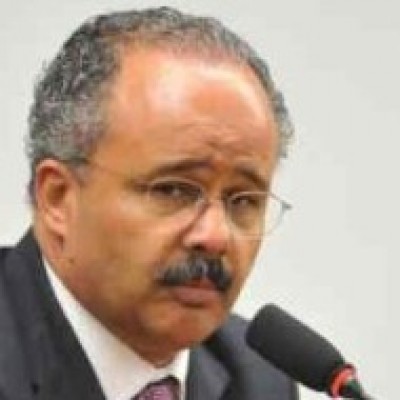 Petista propõe emenda que proíbe prisão de candidatos 8 meses antes das eleições