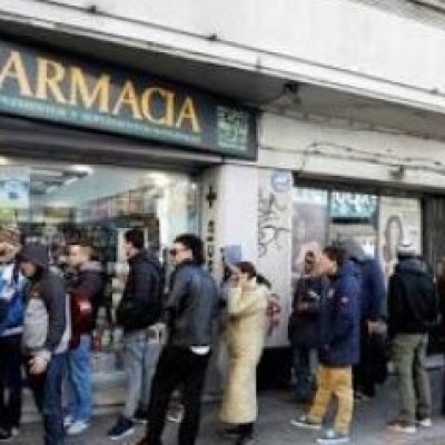 Usuários esgotam maconha de farmácias de Montevidéu em primeiro dia de vendas
