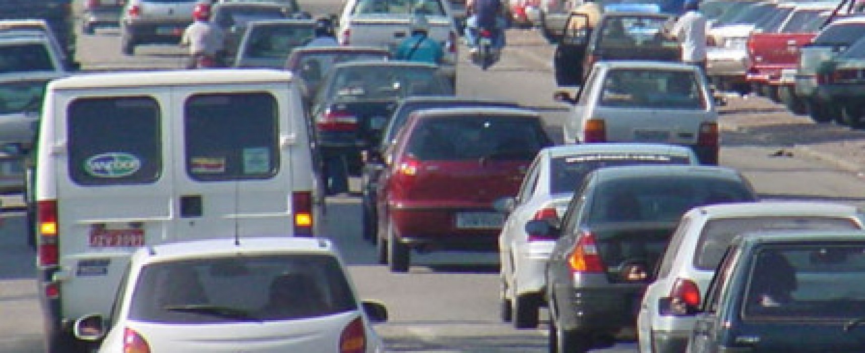 Veículos com placa de final 7 têm desconto de 5% no IPVA até esta quinta (27)