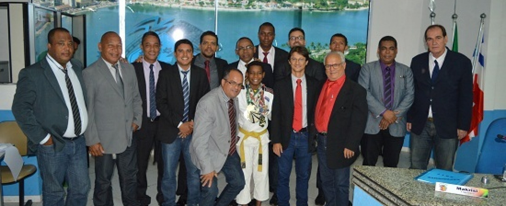 Atleta ilheense é homenageado na Câmara de Ilhéus