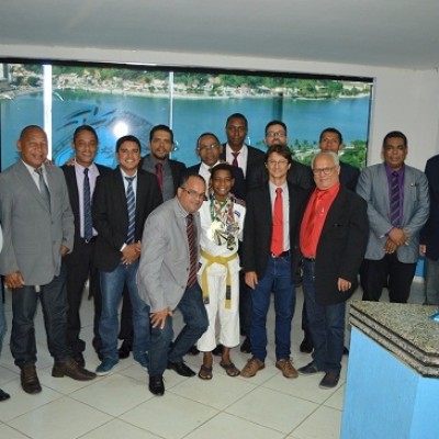Atleta ilheense é homenageado na Câmara de Ilhéus