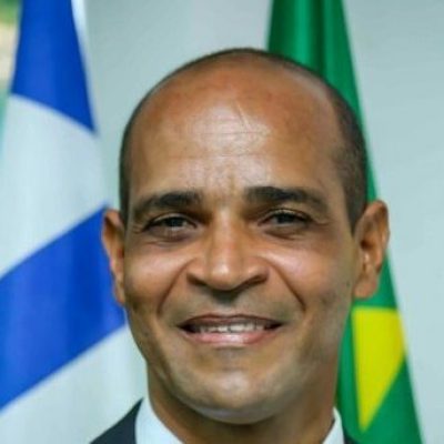 César Porto (PDT) pede melhorias para ruas do Centro Social Urbano