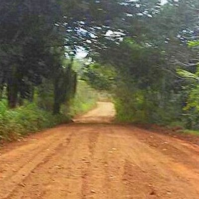Graças a luta do vereador GIL GOMES (PV) é iniciada a recuperação da estrada de Maria Jape