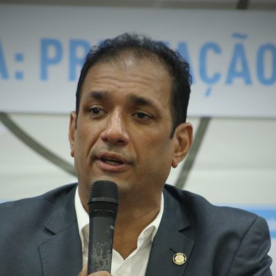 Mudança de concessionários no aeroporto é um caminho estrategicamente pensado, diz prefeito