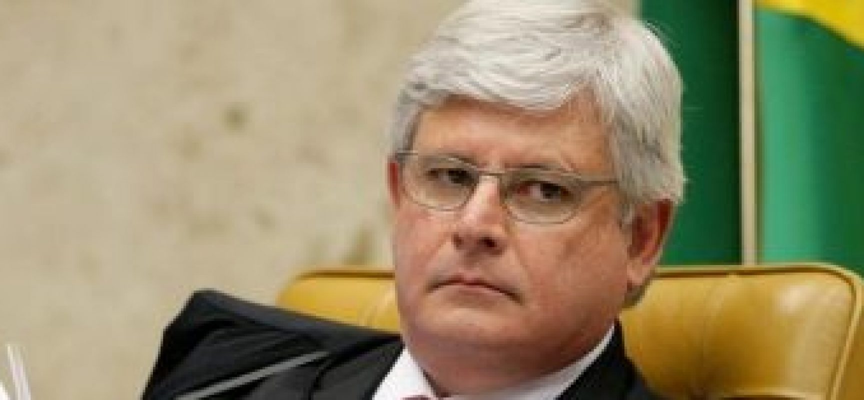 PGR apresenta denúncia contra quatro senadores do PMDB envolvidos na Lava Jato