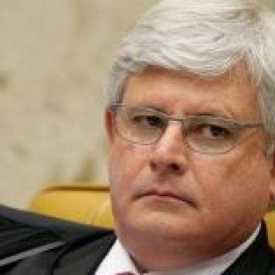 PGR apresenta denúncia contra quatro senadores do PMDB envolvidos na Lava Jato