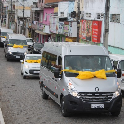 Prefeitura de Ubaitaba adquire 09 veículos zero km e renova frota própria