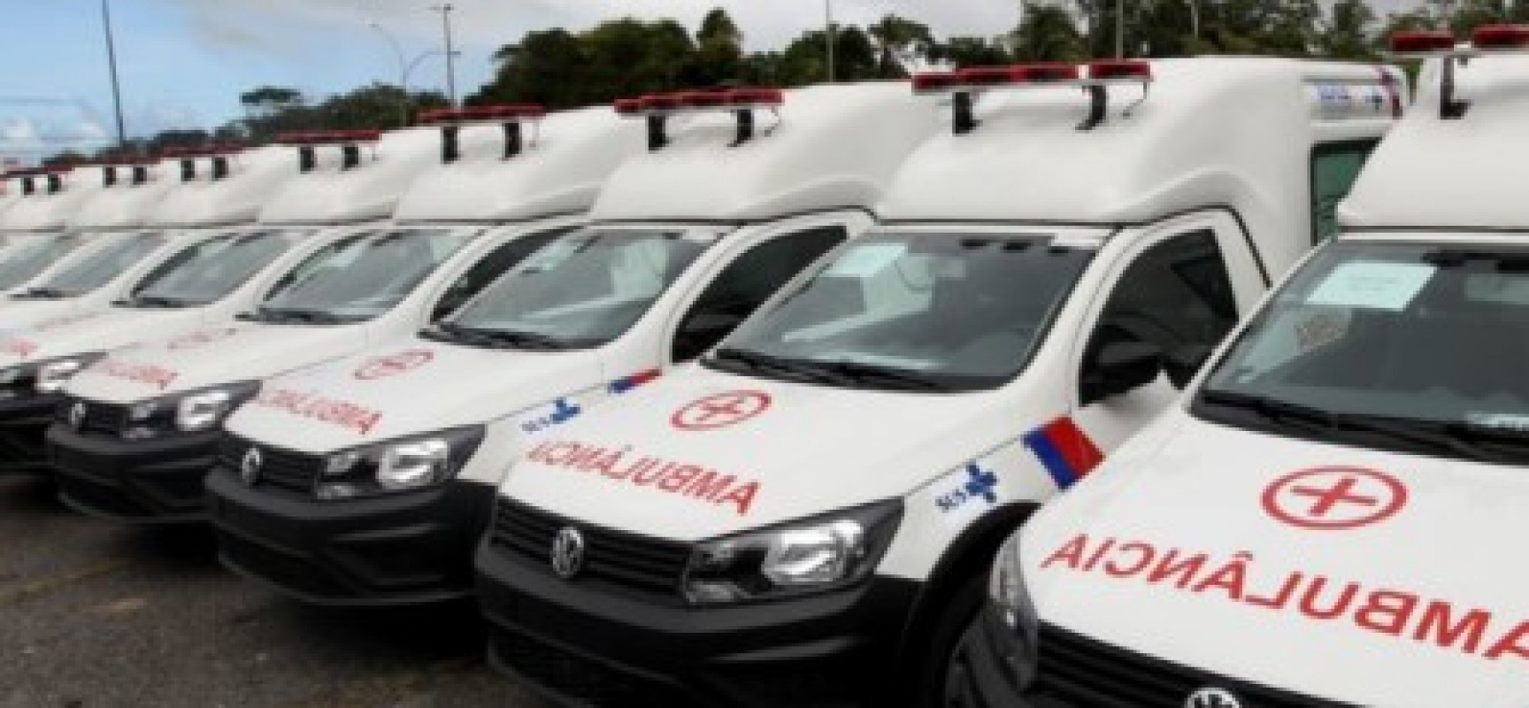 Com investimento superior a R$ 11 milhões, Governo da Bahia entrega 41 ambulâncias a municípios baianos