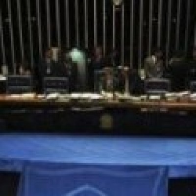 Senado aprova em primeiro turno PEC do Simples Municipal