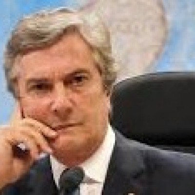 Embaixadores e senadores são cotados para assumir Ministério das Relações Exteriores