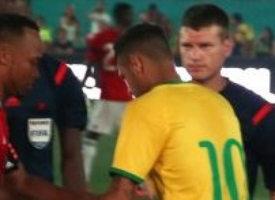 Brasil empata com a Colômbia e ainda pode igualar recorde