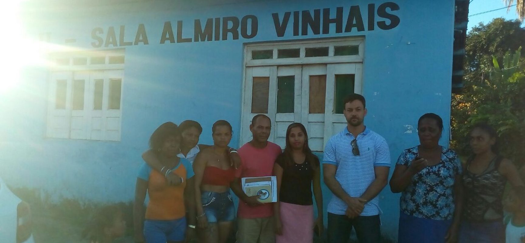 Lukas Paiva visita escola em Ponta do Ramo e cobra melhorias ao Governo