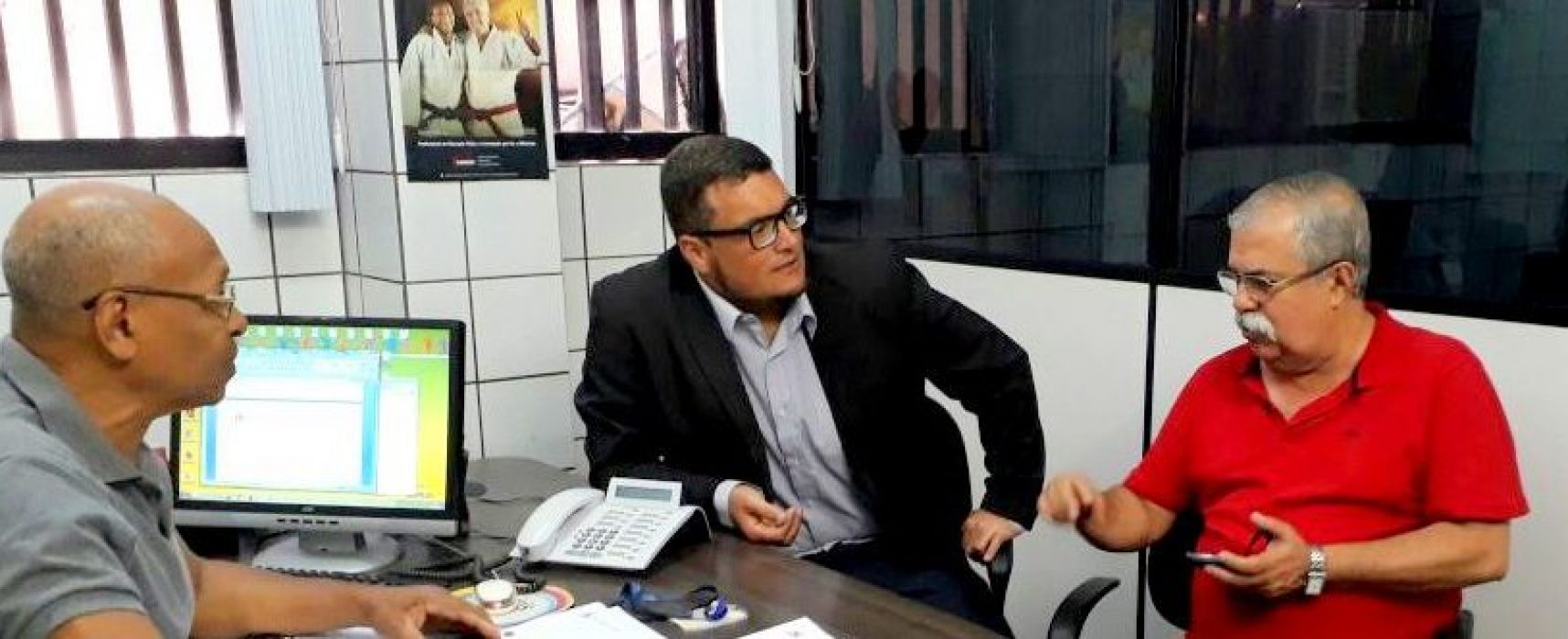 Prefeitura fecha parceria com a Sudesb para realização de cursos e valorização do esporte local