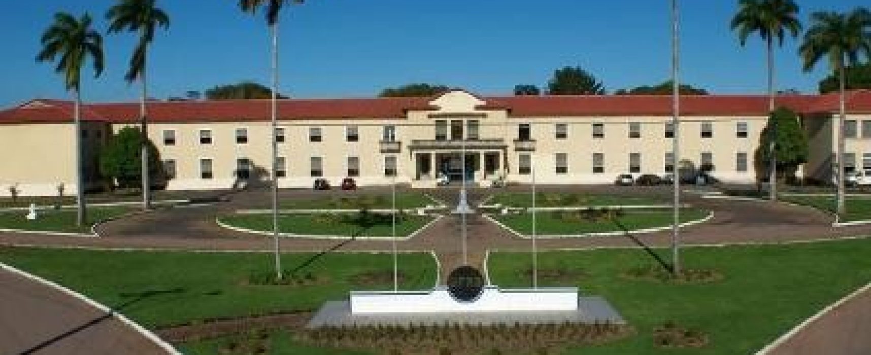 UFRB oferece 132 vagas para pessoas com idade a partir de 45 anos