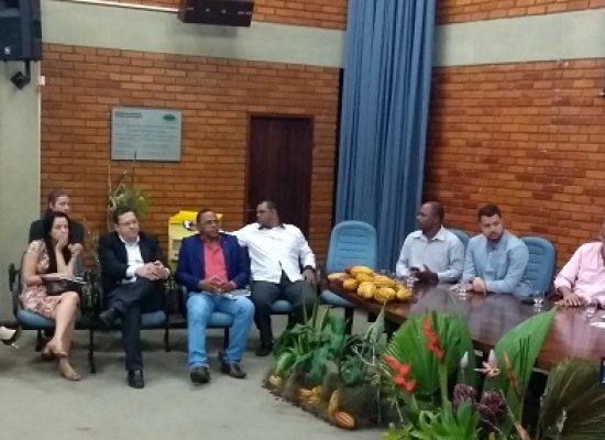 Vereador Pastor Matos prestigia encontro de municípios em homenagem a Ceplac