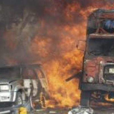 Atentado na Somália já soma mais de 200 mortos