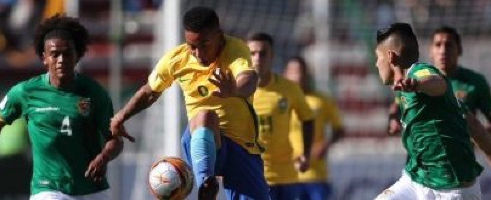 Brasil domina a Bolívia na altitude de La Paz mas fica no 0 a 0