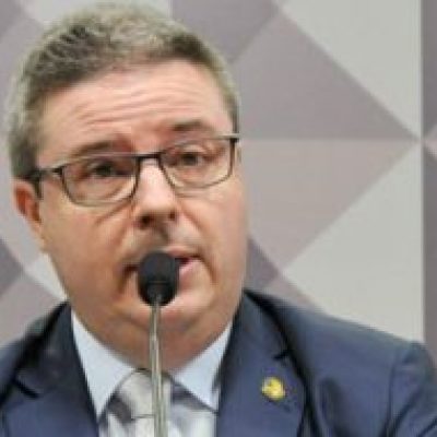 CCJ do Senado aprova mudança na contagem de prazos na Justiça do Trabalho