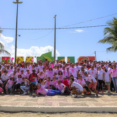 Ilhéus se vestiu de rosa neste sábado para marcar luta pelo combate ao câncer de mama