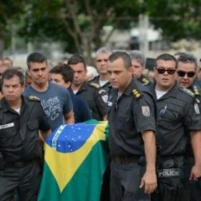 Matadores serão presos, diz subsecretário de Segurança em enterro de coronel