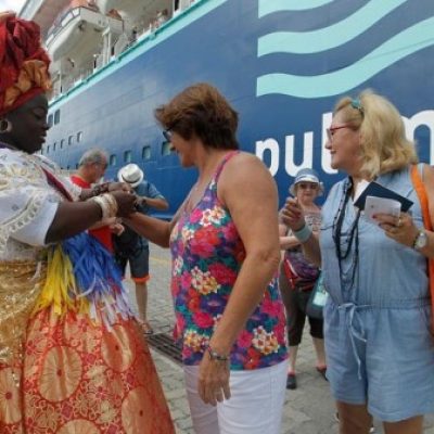 Temporada de cruzeiros atrai 150 mil turistas e movimenta R$ 70 milhões em Salvador