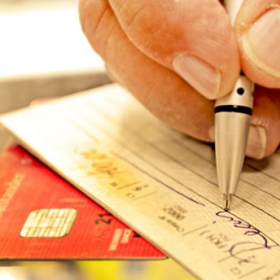 Cheques de qualquer valor passam a ser compensados em até um dia útil