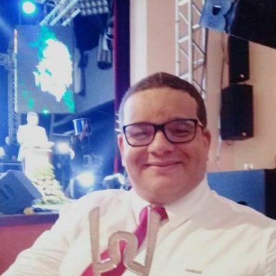 Curso Gabaritando recebe troféu Prêmio Qualidade Profissional 2017