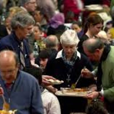 ‘Bolsa Família italiano’ vai pagar até R$ 1.900 por mês, realidade bem distante do Brasil