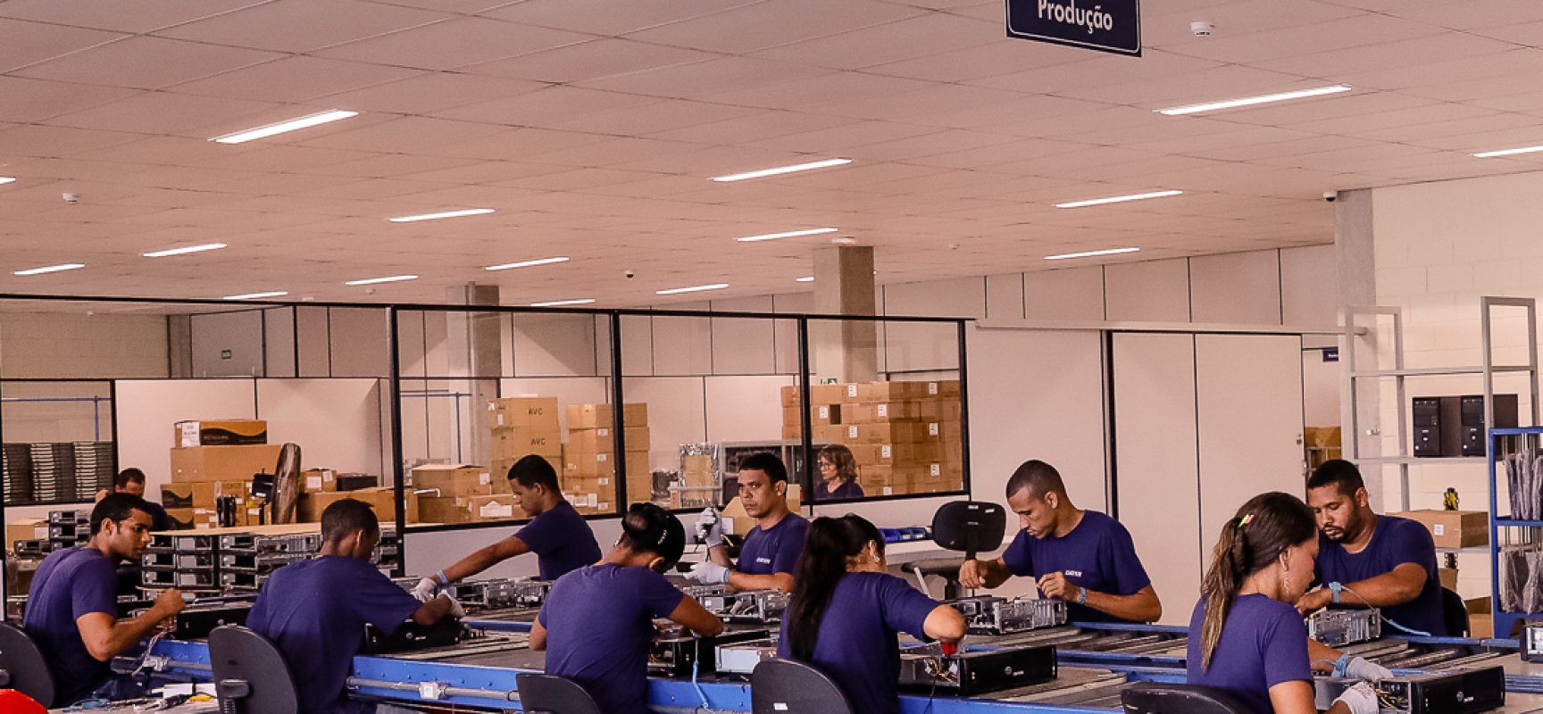 Daten reinaugura fábrica e renova o compromisso com funcionários e mercado