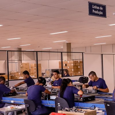 Daten reinaugura fábrica e renova o compromisso com funcionários e mercado