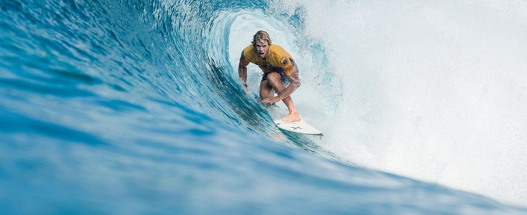 GABRIEL MEDINA PERDE NAS QUARTAS E JOHN JOHN É BICAMPEÃO MUNDIAL.
