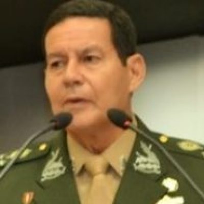 General do exército é destituído de cargo após criticar Temer