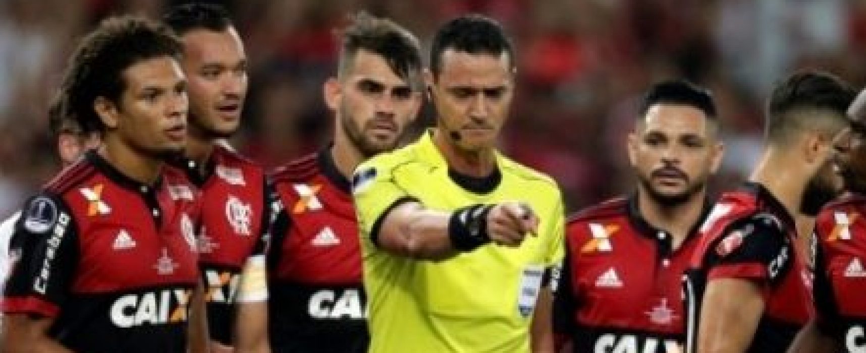 Independiente empata com o Flamengo e conquista a Copa Sulamericana