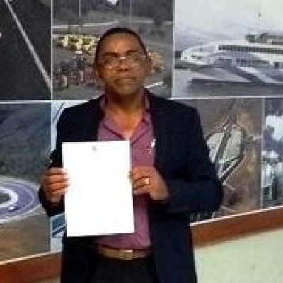 Vereador Pastor Matos busca apoio do Estado para revitalizar a orla norte de Ilhéus