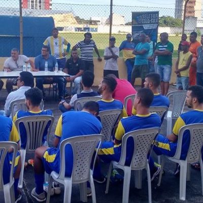 Colo Colo/Arezza apresenta elenco à imprensa numa grande recepção da torcida ilheense
