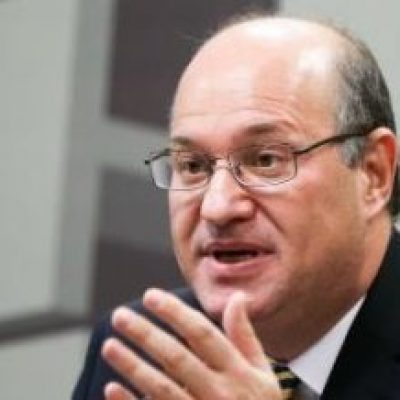 Ilan Goldfain do Banco Central deve substituir Meirelles na Fazenda se ele for candidato