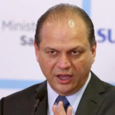 Ricardo Barros nega risco de falta de vacina contra febre amarela