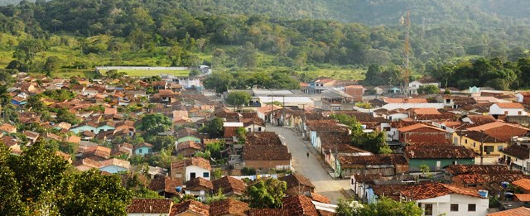 Ana Paula emprega todos os seus parentes na prefeitura de Barro Preto.