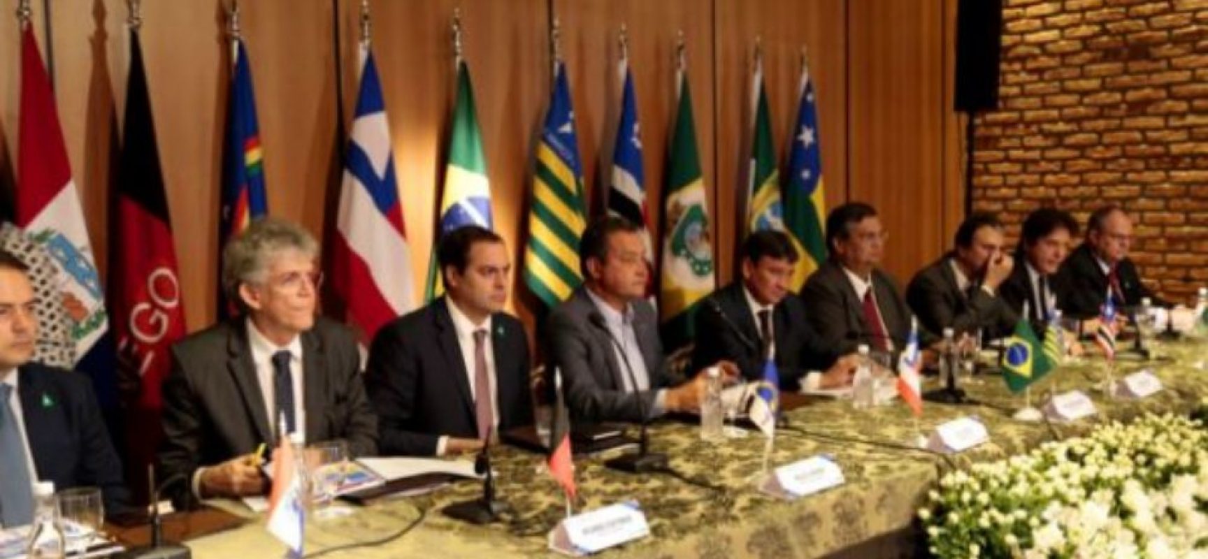 GOVERNADORES DO NORDESTE ASSINAM ACORDO DE COOPERAÇÃO EM SEGURANÇA PÚBLICA
