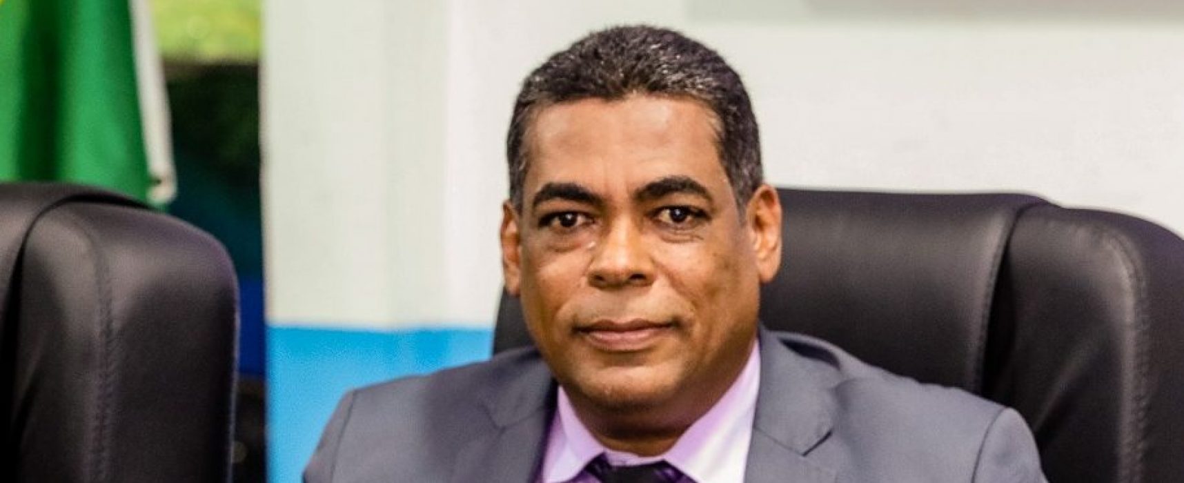 Projeto de Gil Gomes sobre reaproveitamento de água de chuva em prédios públicos municipais agora é lei