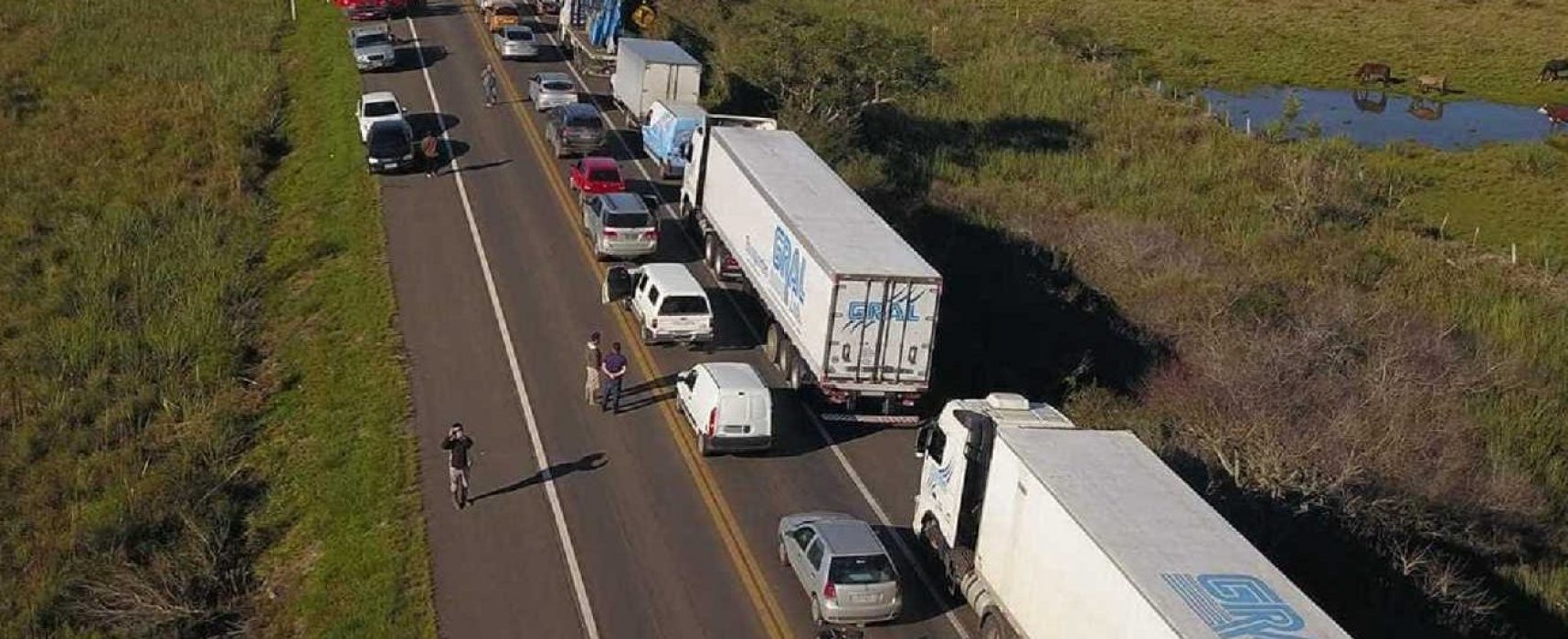 Entenda o movimento dos caminhoneiros, que faz 5º dia de paralisação
