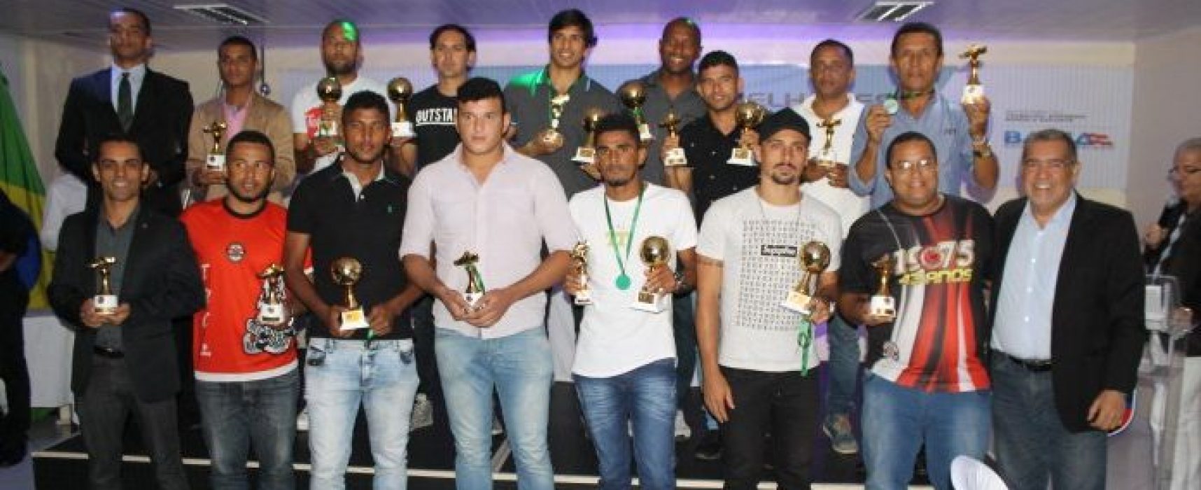 Festa da Série B reúne premiados na FBF. Weliton Nascimento (Colo Colo/Adilis), é escolhido como o melhor gestor de futebol da Bahia