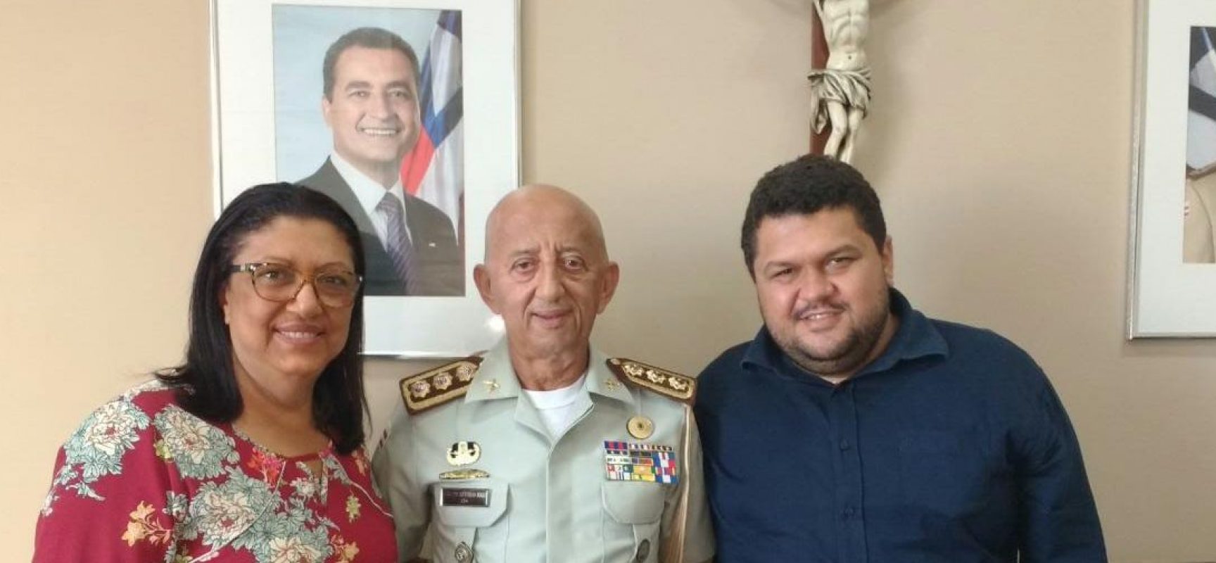 DEPUTADA ÂNGELA BUSCA MELHORIAS NA SEGURANÇA PÚBLICA DE MUNICÍPIOS BAIANOS