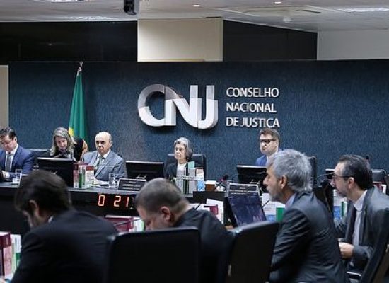 CNJ abre processo disciplinar contra desembargador que concedeu prisão domiciliar a chefe de facção na Bahia