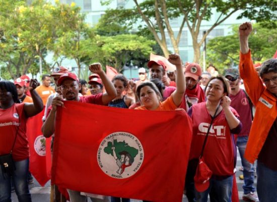 Justiça condena MST ao pagamento de R$ 60 mil por danos à União