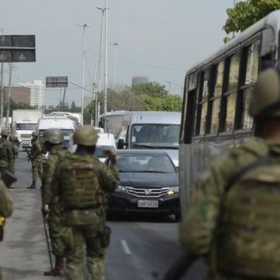 Polícia faz operação contra milícia na Muzema, no Rio