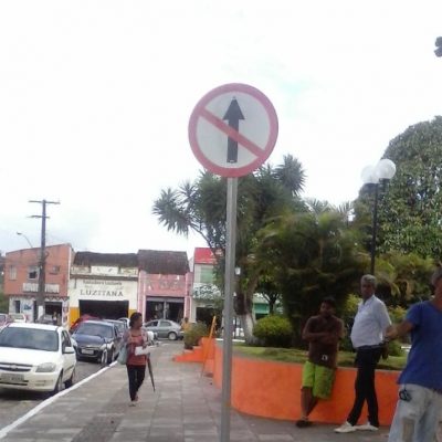 Ruas e avenidas de Ubaitaba ganham reforço na sinalização de trânsito